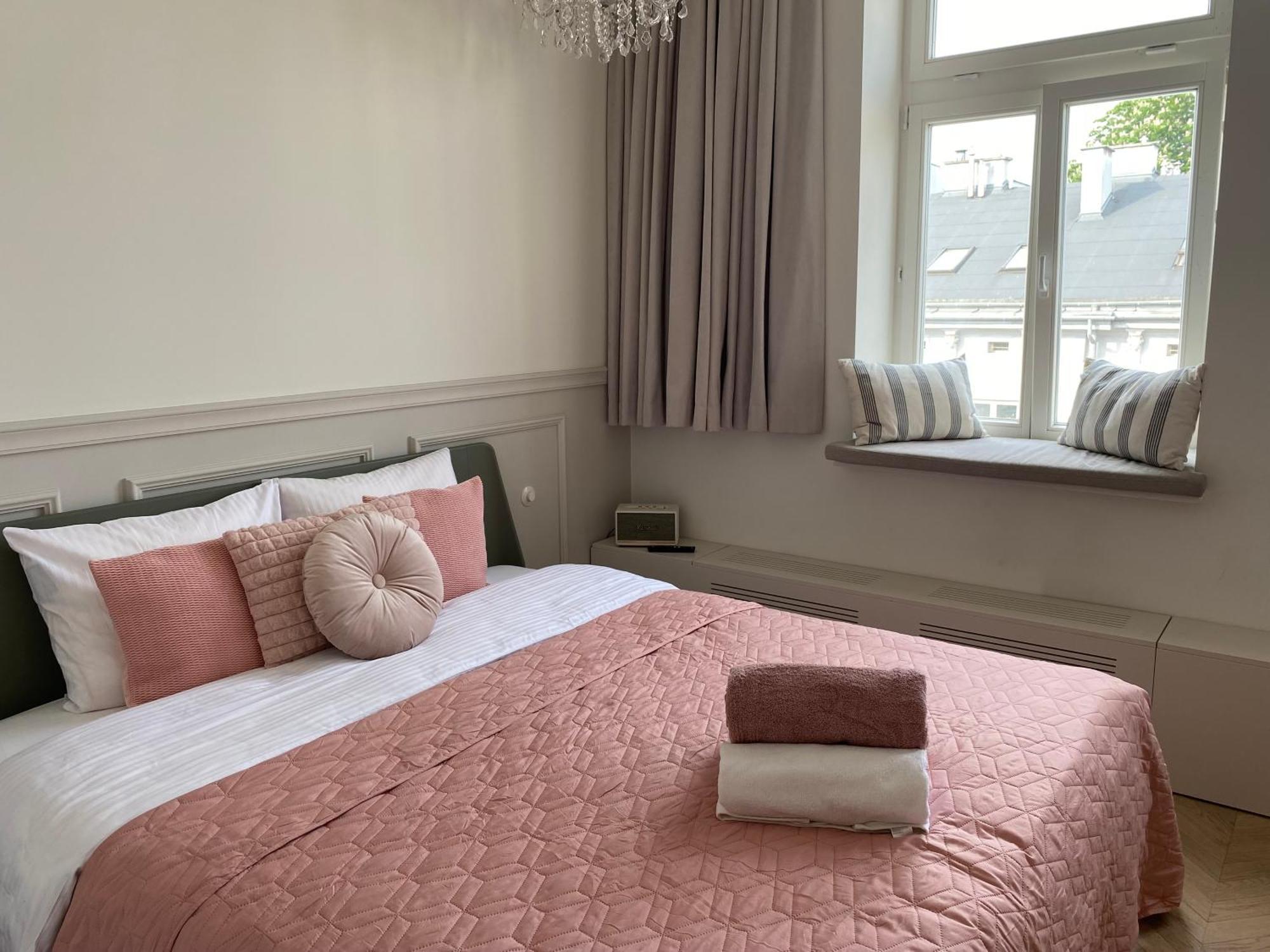 Royal Rose Apartment - Old Town Krakow — Photos 3